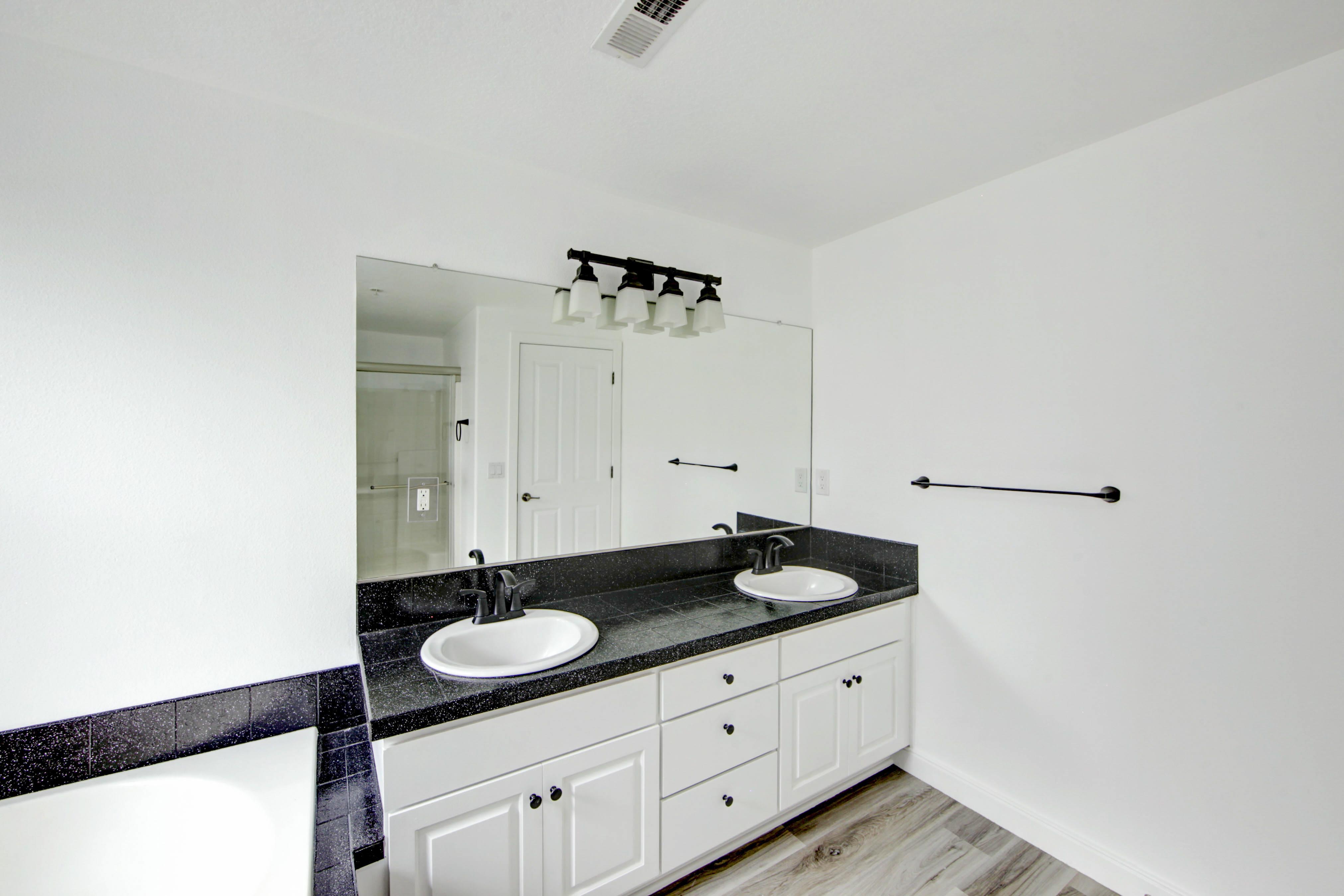 Photo 34 of 6267 NE Carillion Dr UNIT 103, Hillsboro, OR, 97124